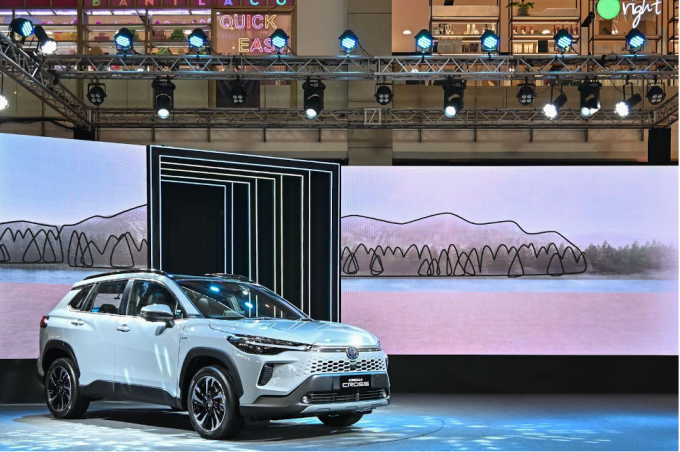 Corolla Cross – 'Át chủ bài' của Toyota ra mắt vào tháng 5